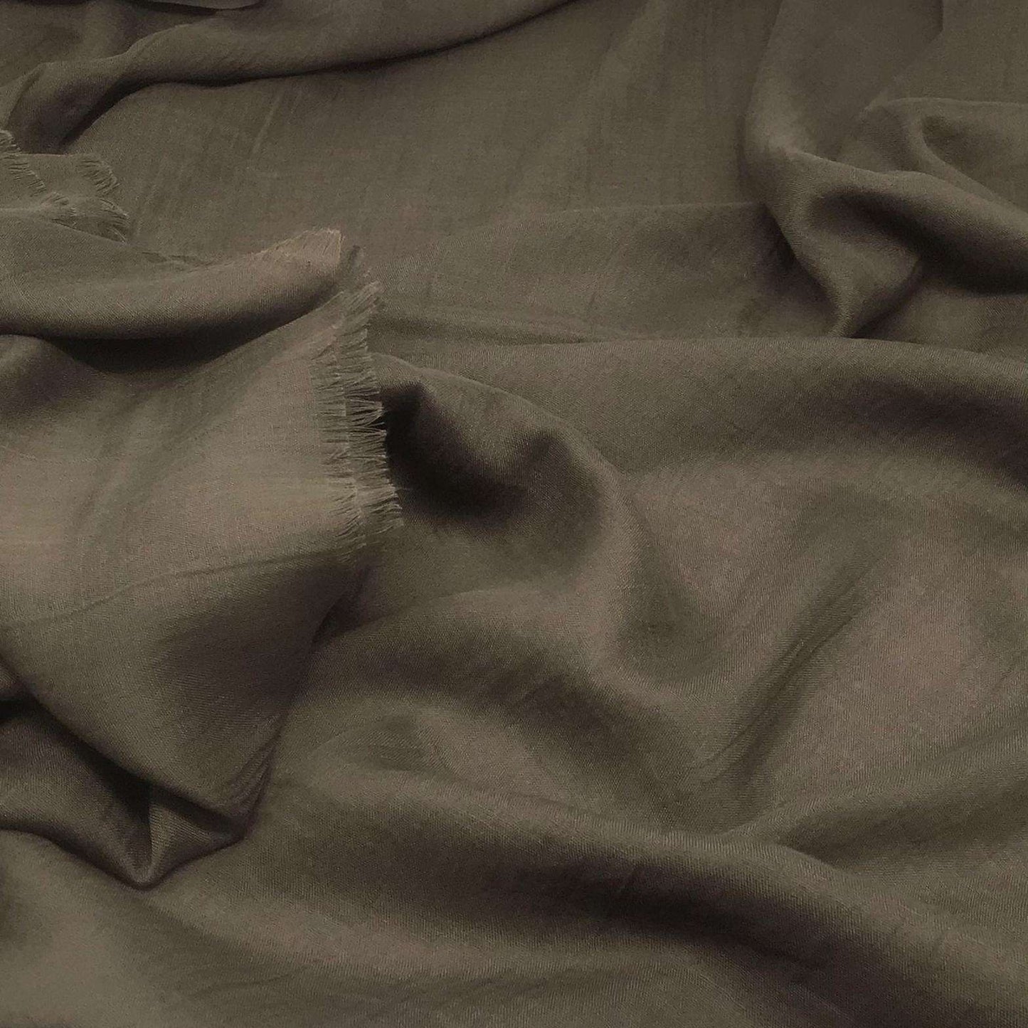 Premium cotton silk hijab for everyday wear – Mocha